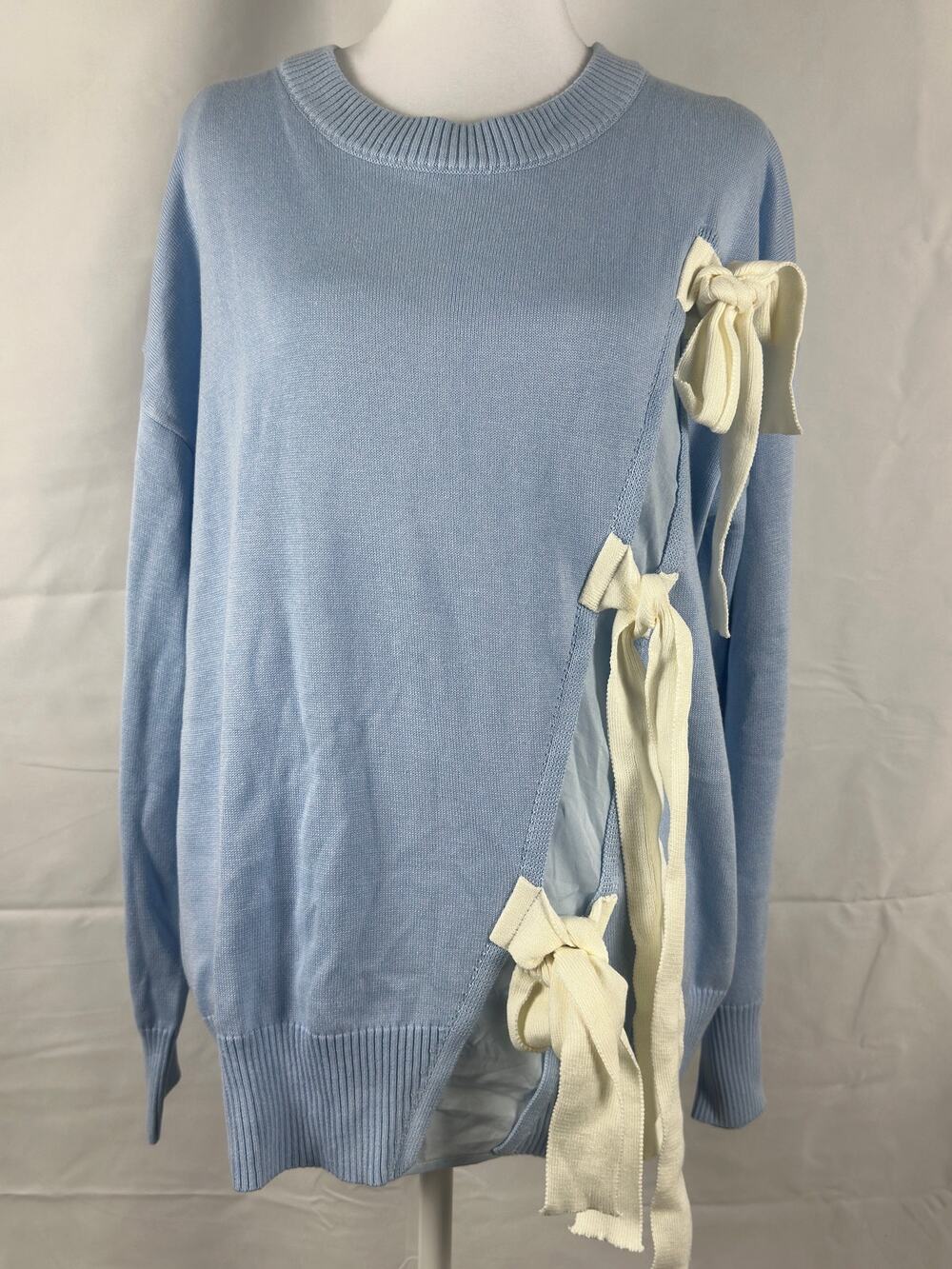 Heyson Blue Bow Side Knit Sweater – NWT – Boutique Style Size Small, Fall, BTS
